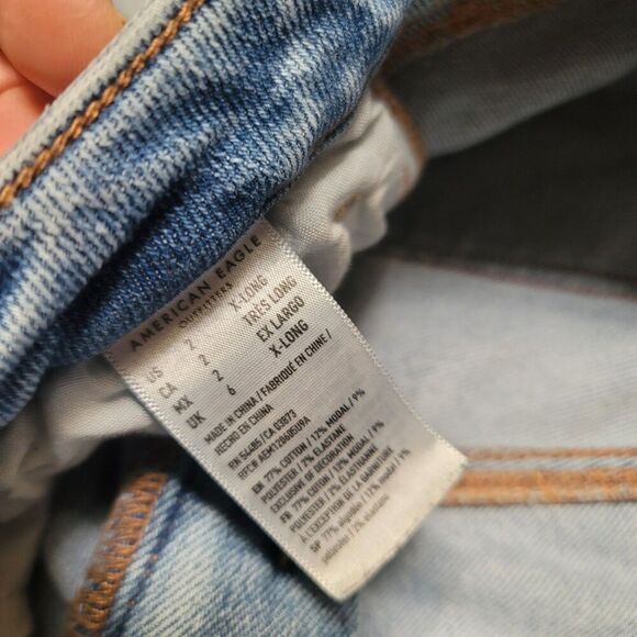 American Eagle Jeans Women's Size 2 X- Long Skinny Next Level Stretch Distressed - Picture 6 of 9